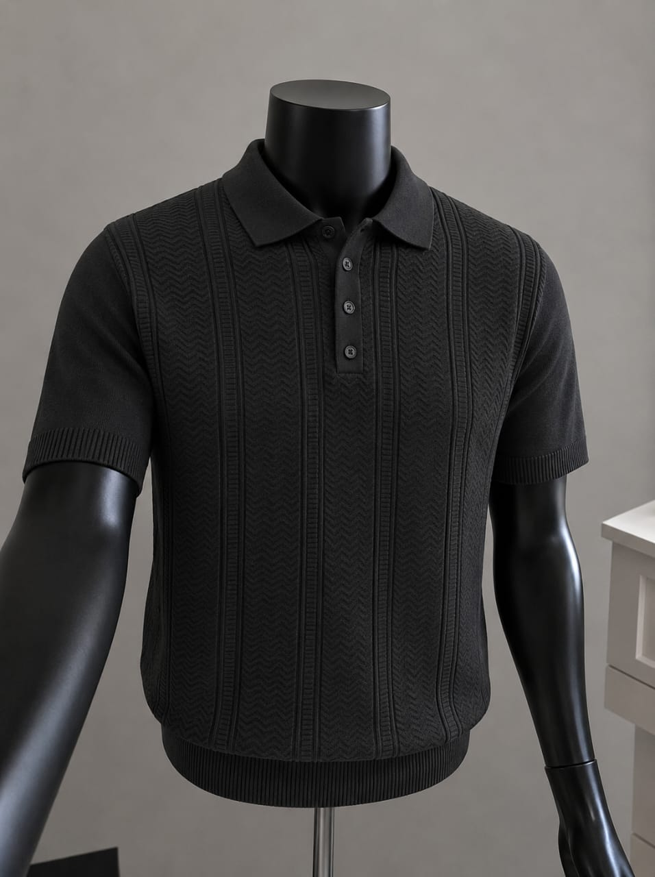 Noir Cable Henley Polo