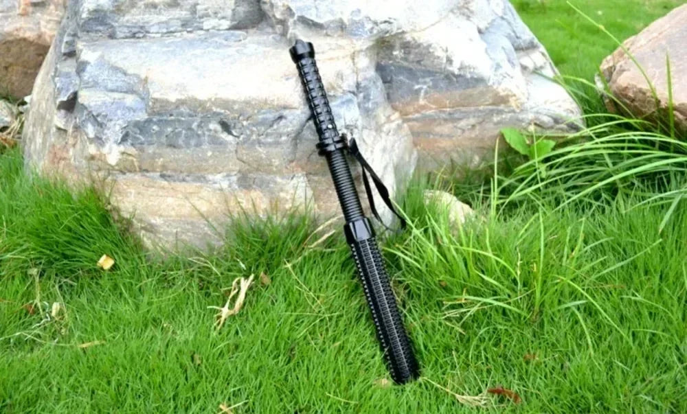 Wolf Tooth Telescopic Self-Defense Flashlight – USB Rechargeable, Glass Breaker
