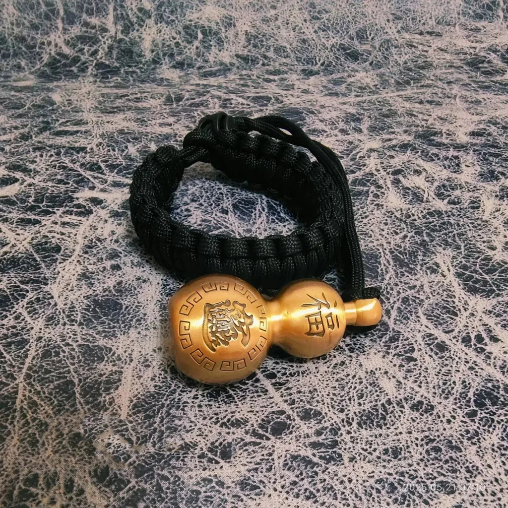 Gourdbraceletbrassselfdefensegadgetsemergencysurvivaltoolwindowbrokenpersonalsec...