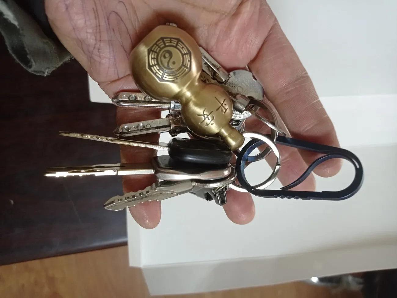 Gourdbraceletbrassselfdefensegadgetsemergencysurvivaltoolwindowbrokenpersonalsec...